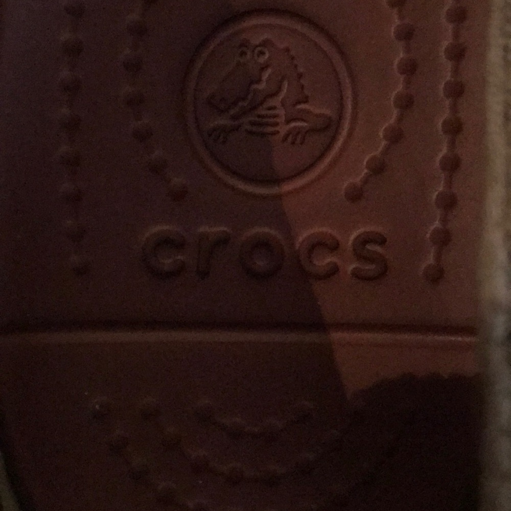 Shoes - Picture 2 of 5